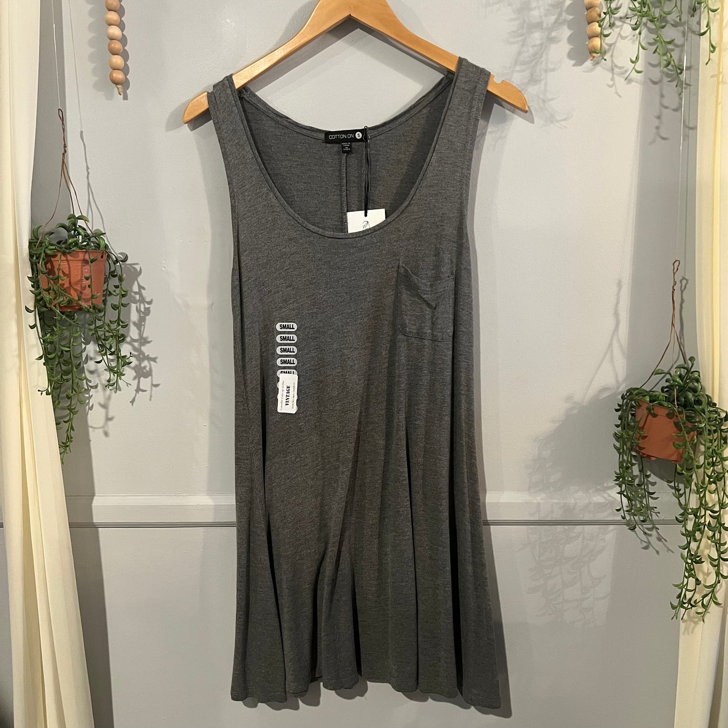 Extra long flowy scoop neck pocket tank, Grey