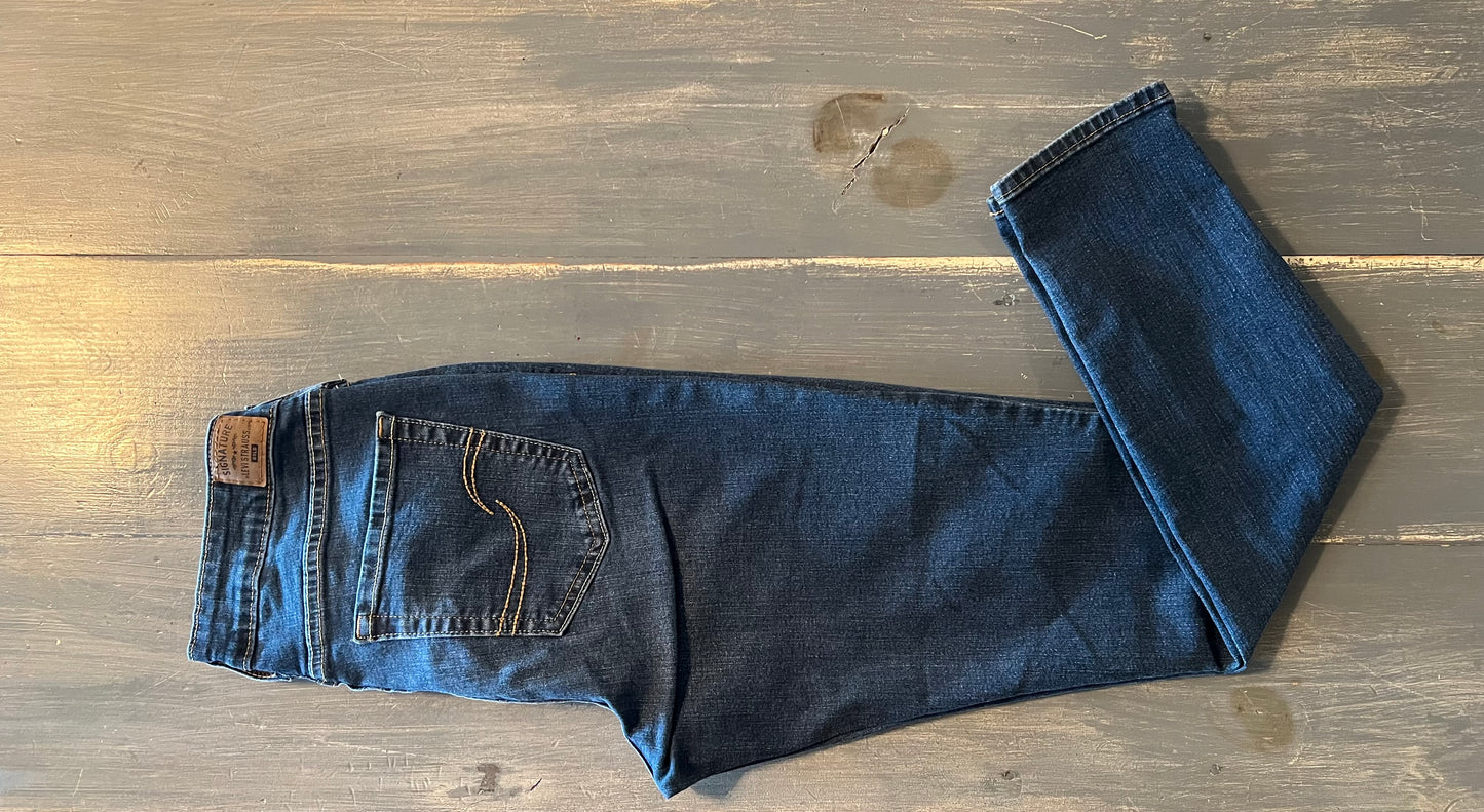 Under-belly panel 28" skinny jeans, Dark wash