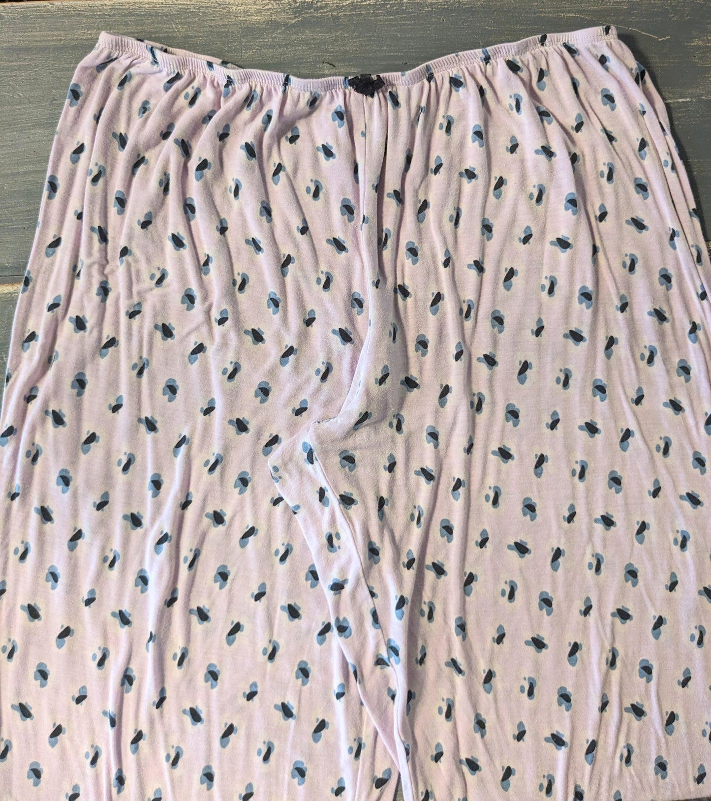 Lace trimmed tank + cropped pants sleepwear 2pc set, Pink