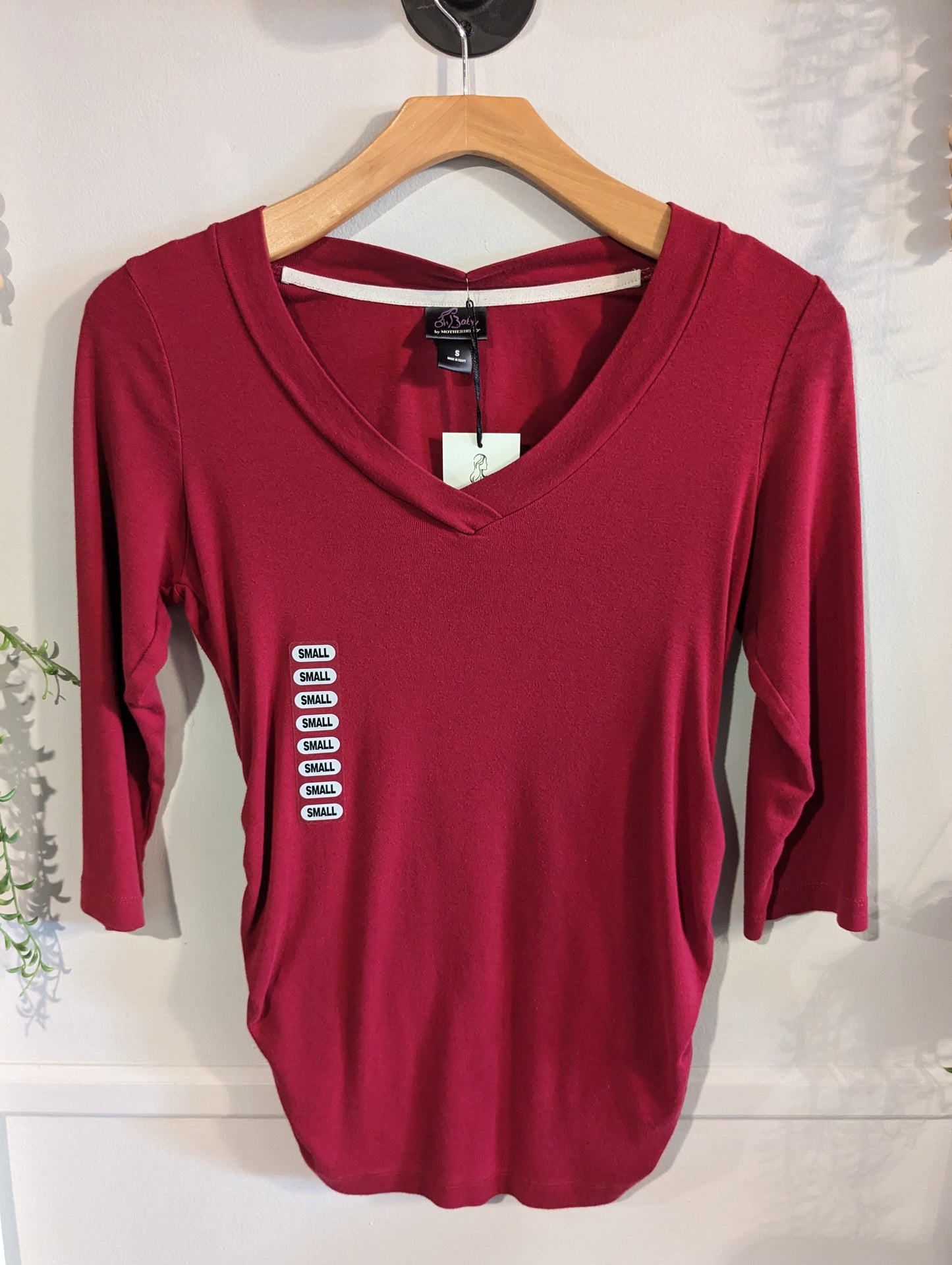 Fitted wide v-neck 3/4 tee, Cranberry