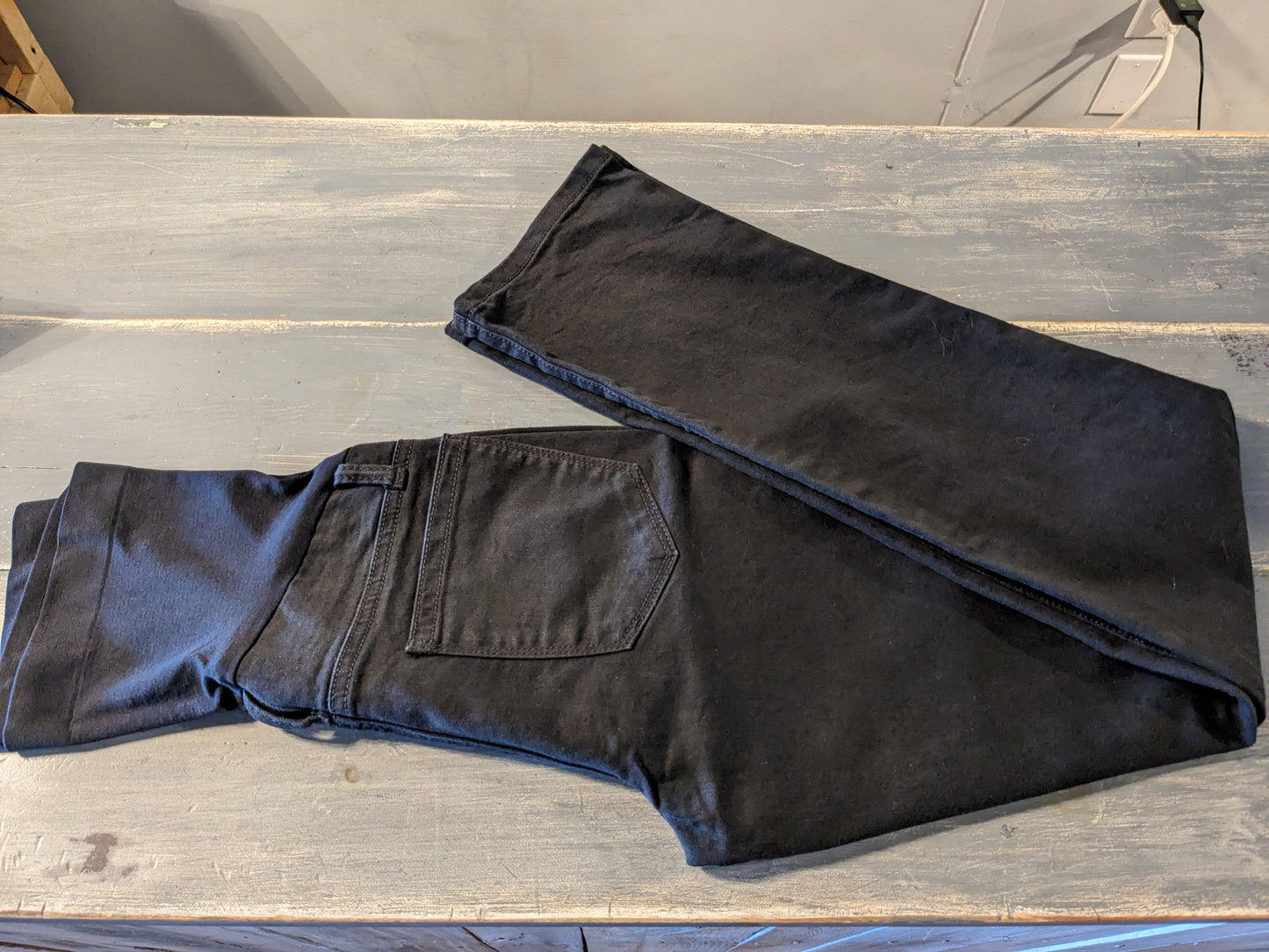 Full panel 33" bootcut jeans, Black wash