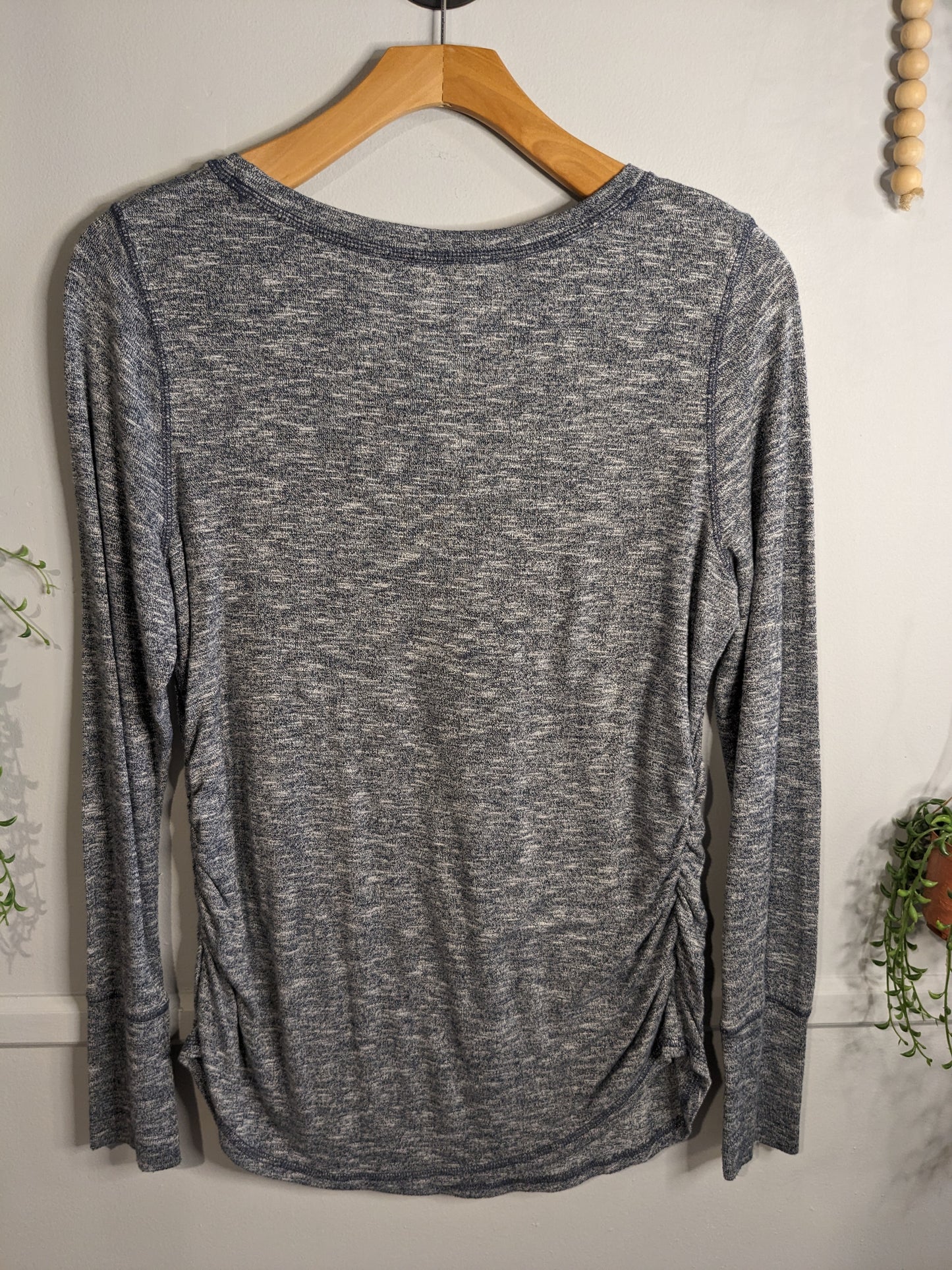 Essential fitted round neck active LS tee, Heather grey