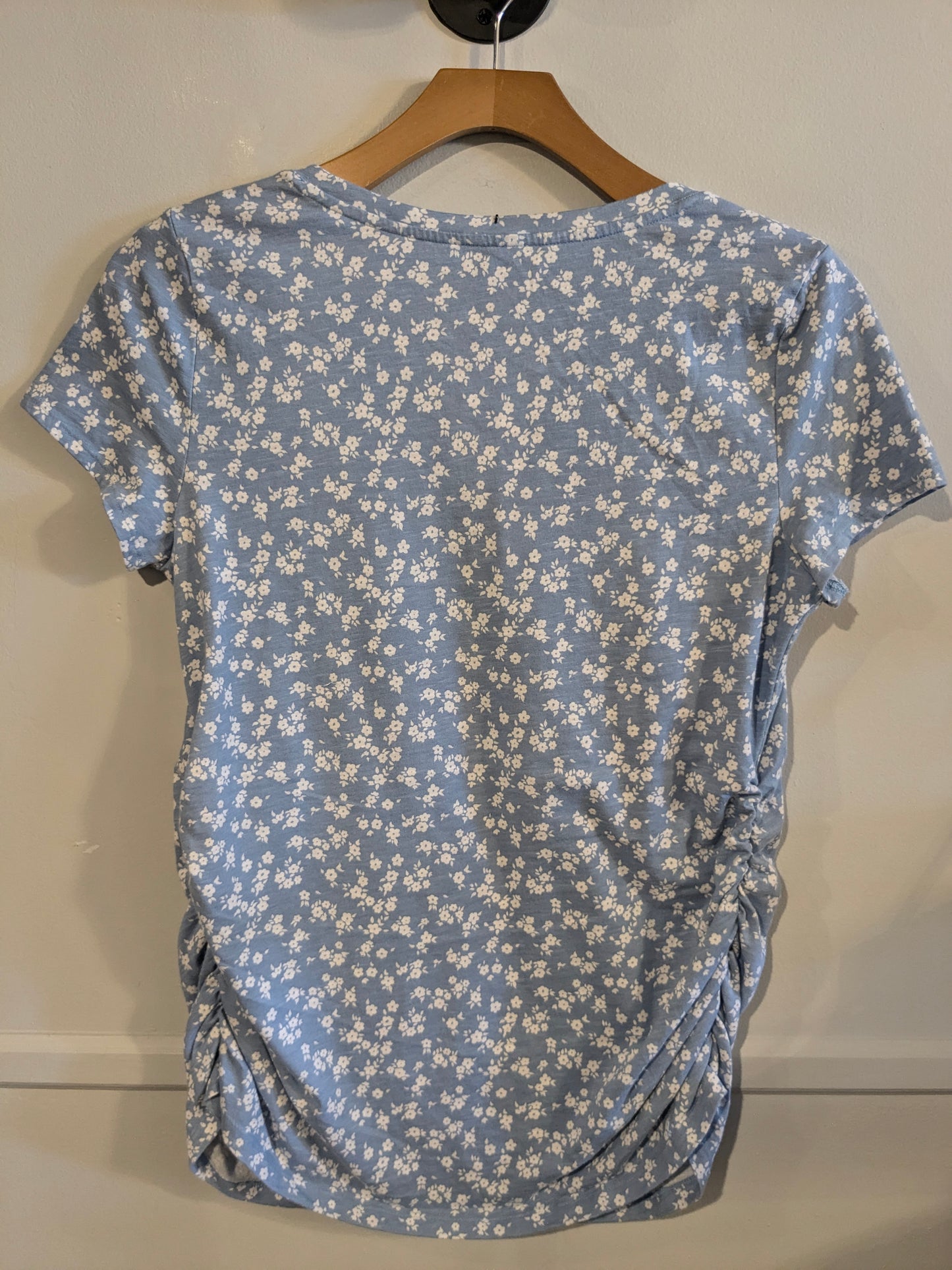 Essential fitted v-neck SS tee, Multi