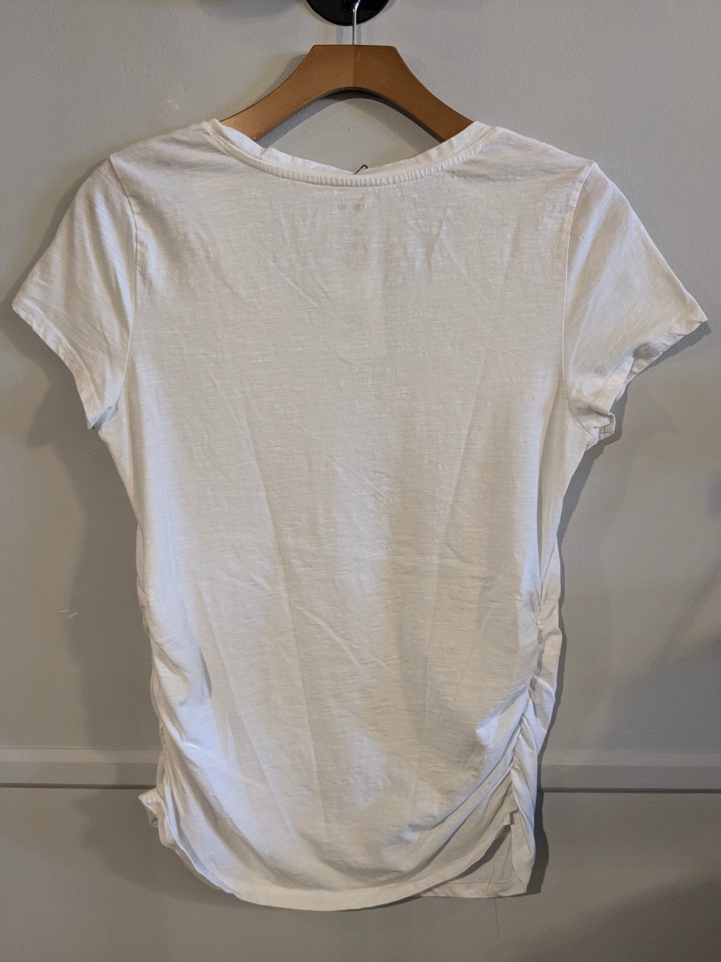 Essential fitted v-neck SS tee, Multi