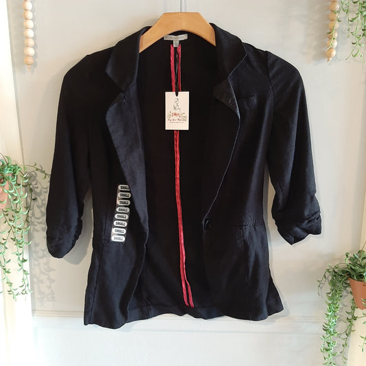 Fitted cinched sleeve linen jacket, Black