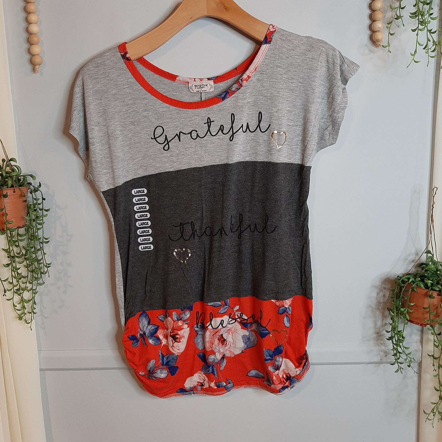 Floral 'Grateful Thankful Blessed' graphic SS tee, Grey