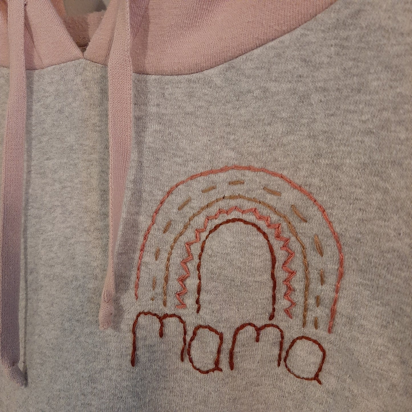 MAMA embroidered cropped hoodie, Blush