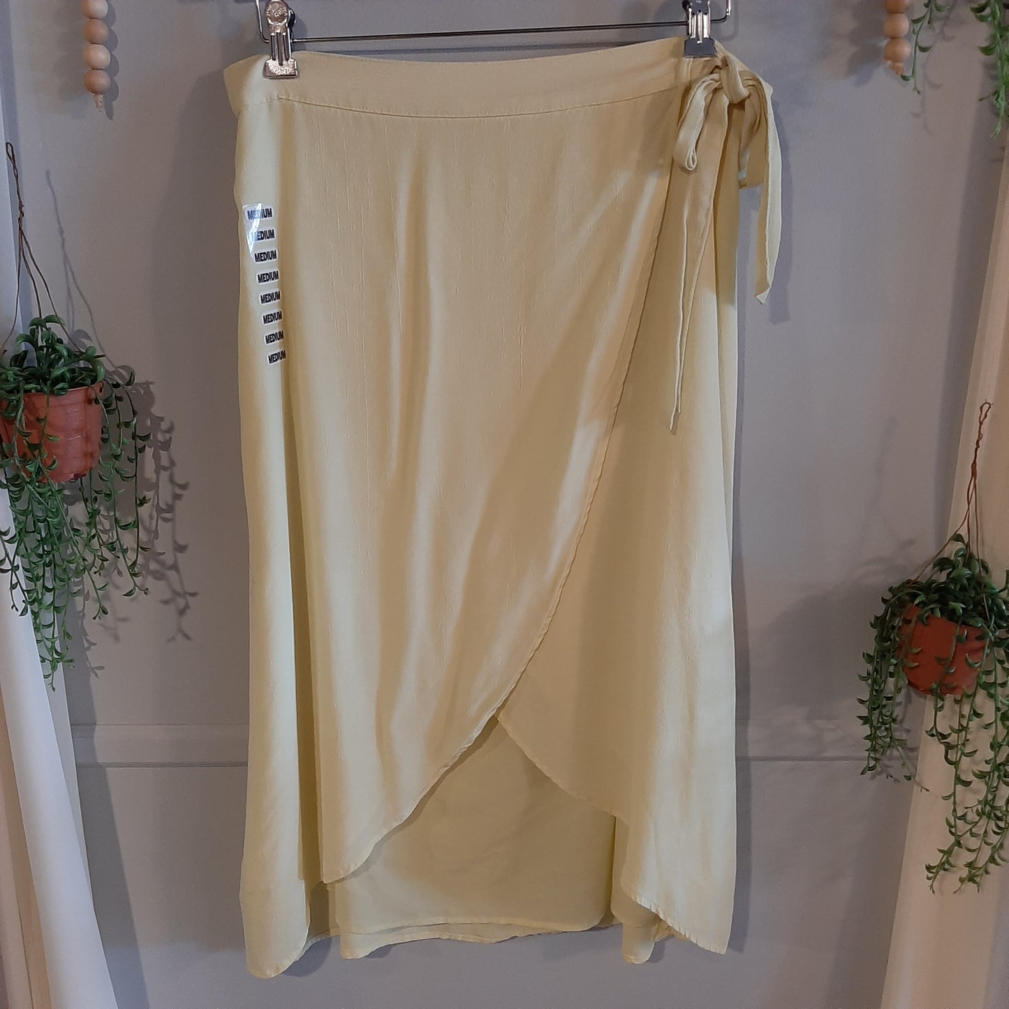 High-waisted midi wrap skirt, Lemon
