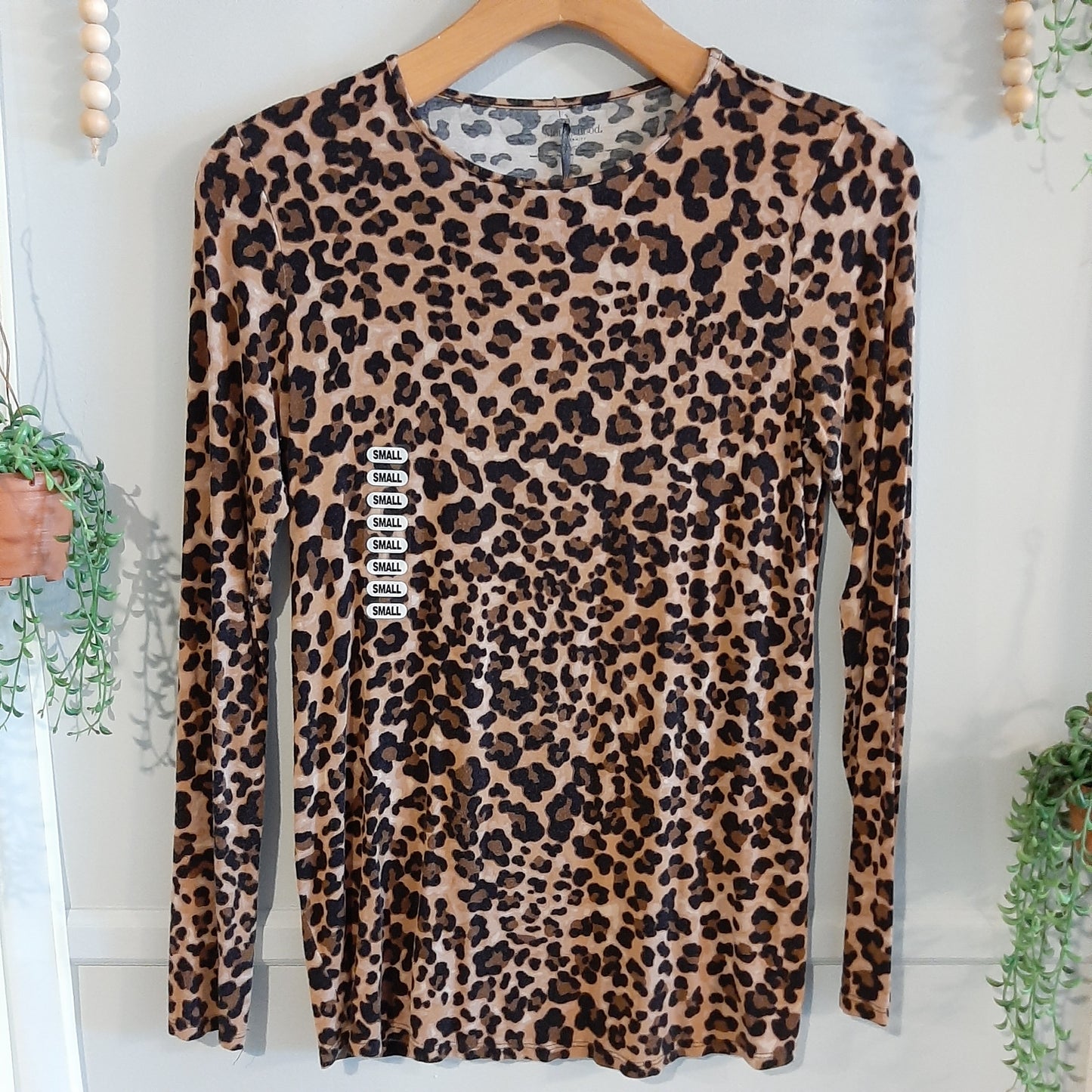 Relaxed fit crew neck LS tee, Leopard