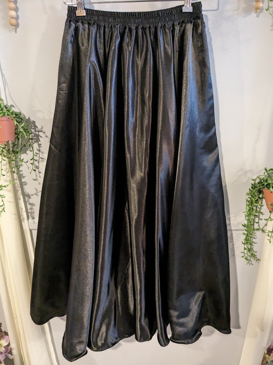 60s vibes pleated high-waisted midi skirt, Black