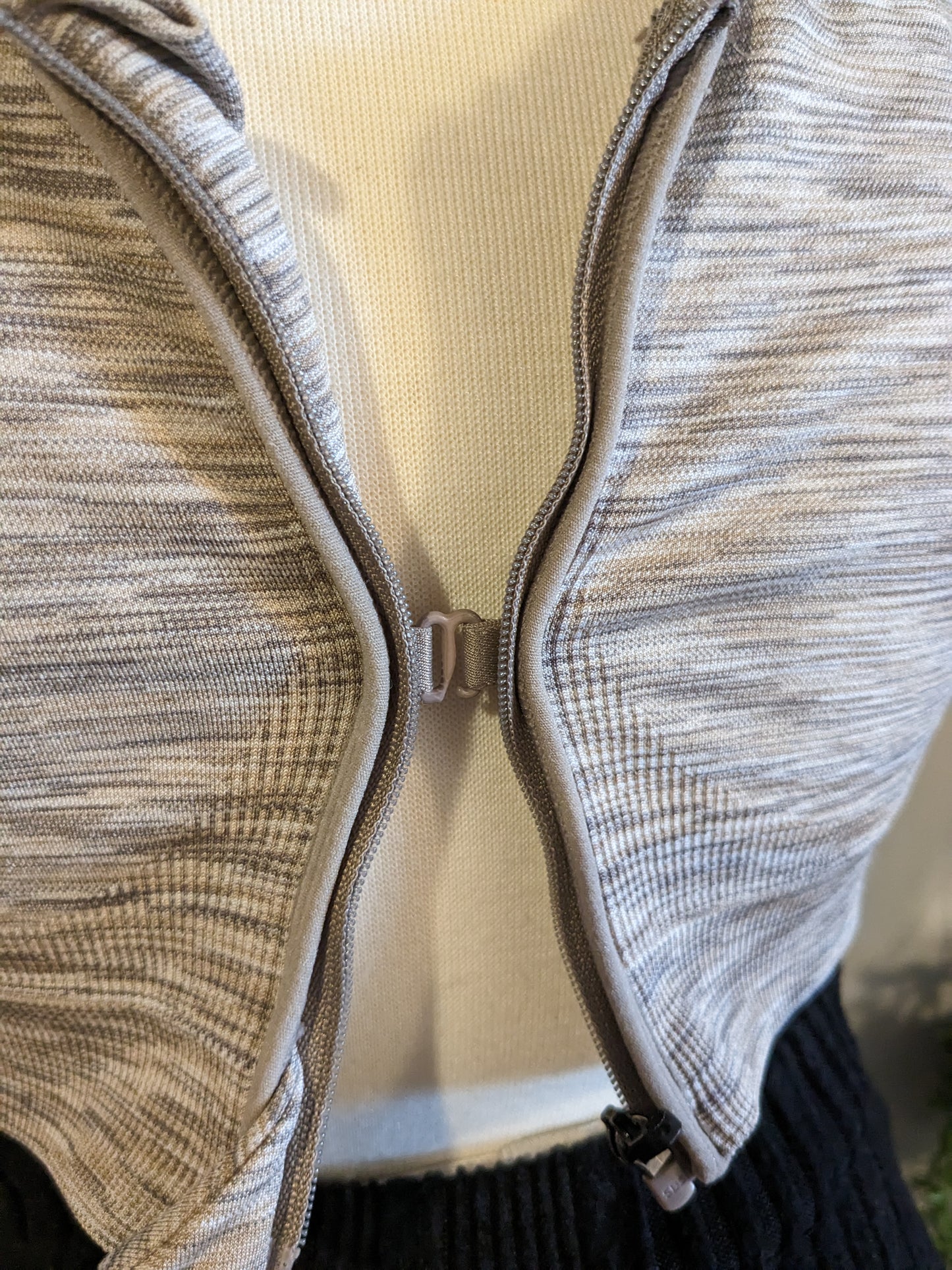Active front zipper racerback sports bra, Multi