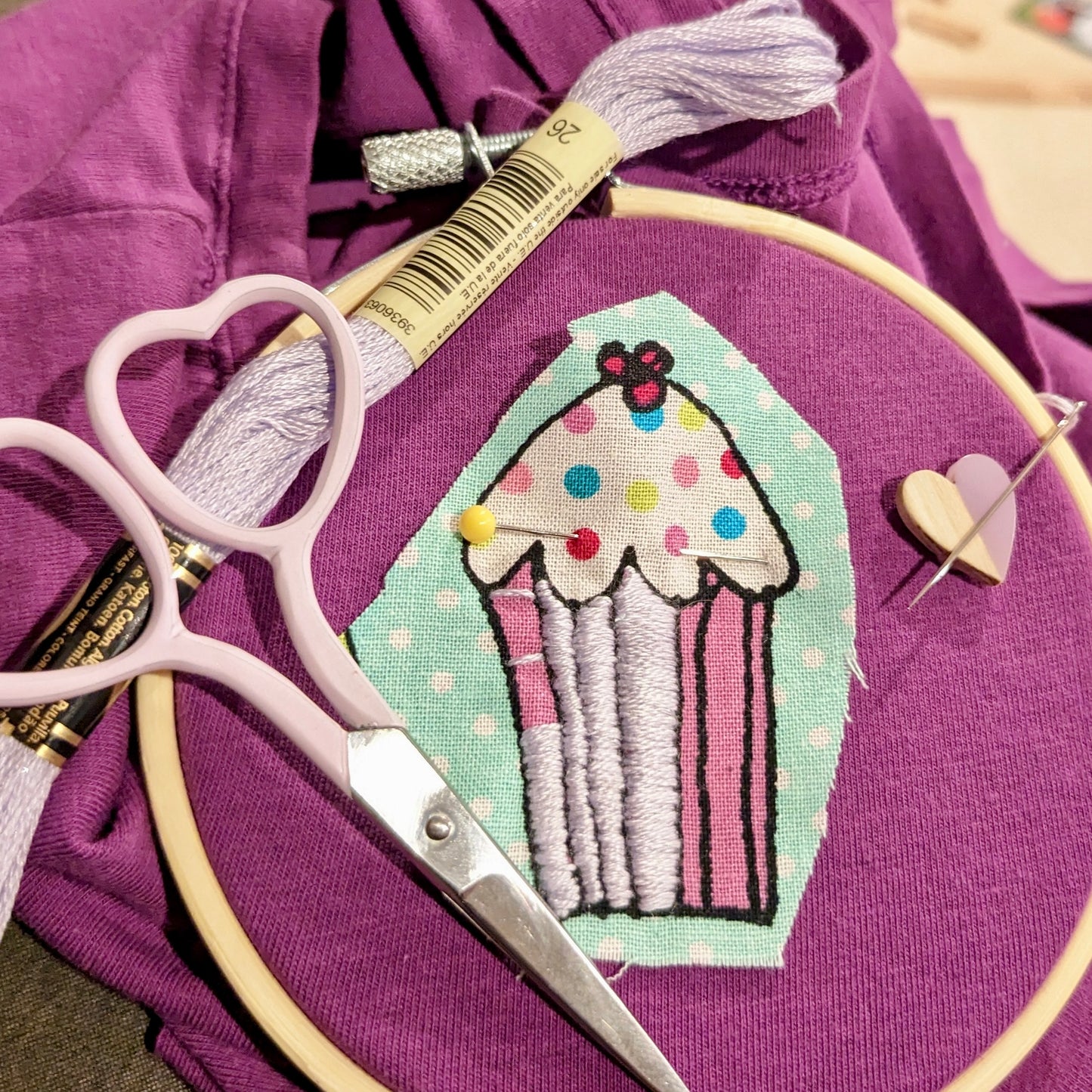 Cupcake embroidered essential tank, Grape